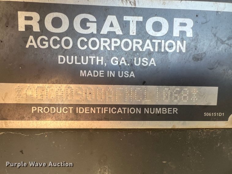 image for item MR9948 2015 Rogator RG900B  sprayer