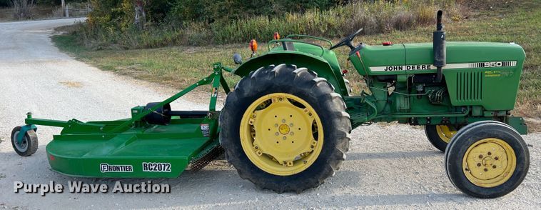 image for item MR9952 1982 John Deere 950  tractor
