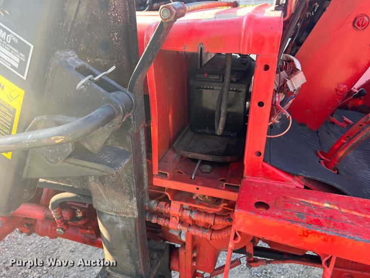 image for item MR9956 Belarus 310  MFWD tractor