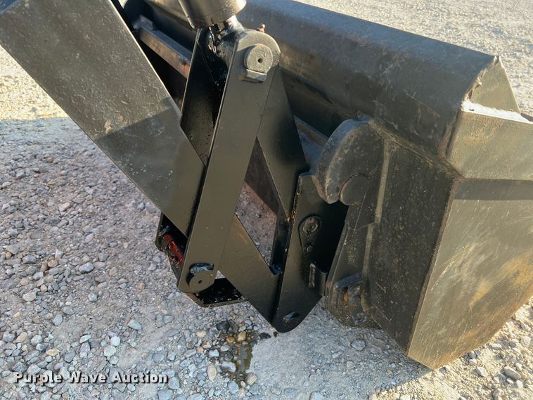 image for item MR9956 Belarus 310  MFWD tractor