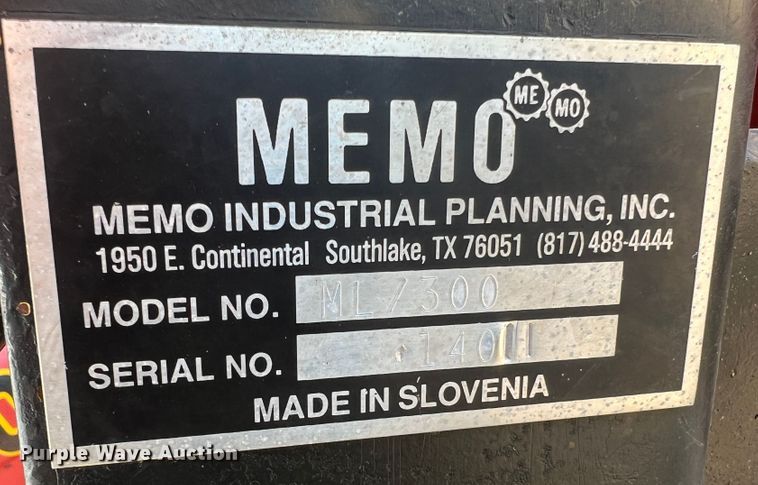 image for item MR9956 Belarus 310  MFWD tractor