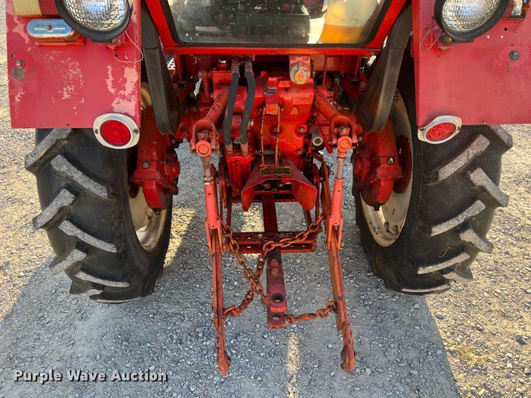 image for item MR9956 Belarus 310  MFWD tractor