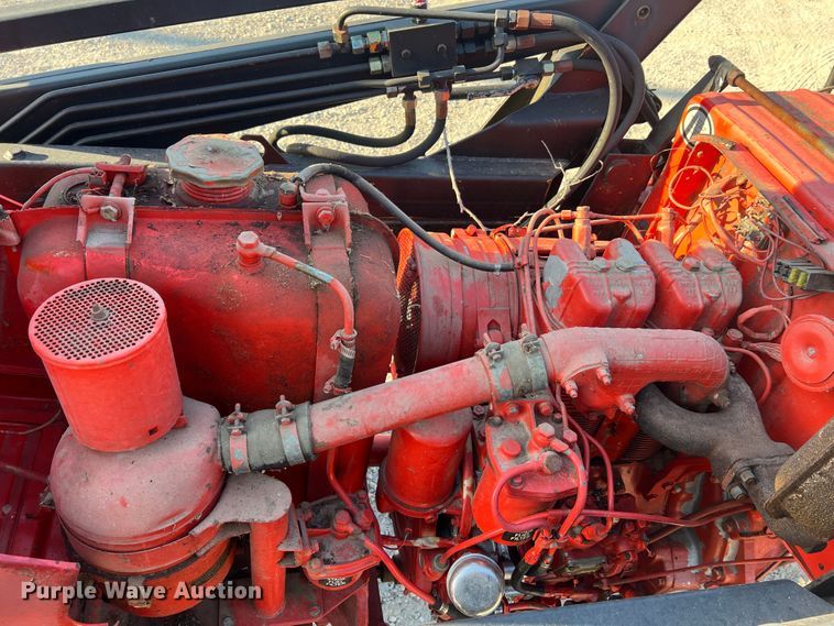 image for item MR9956 Belarus 310  MFWD tractor