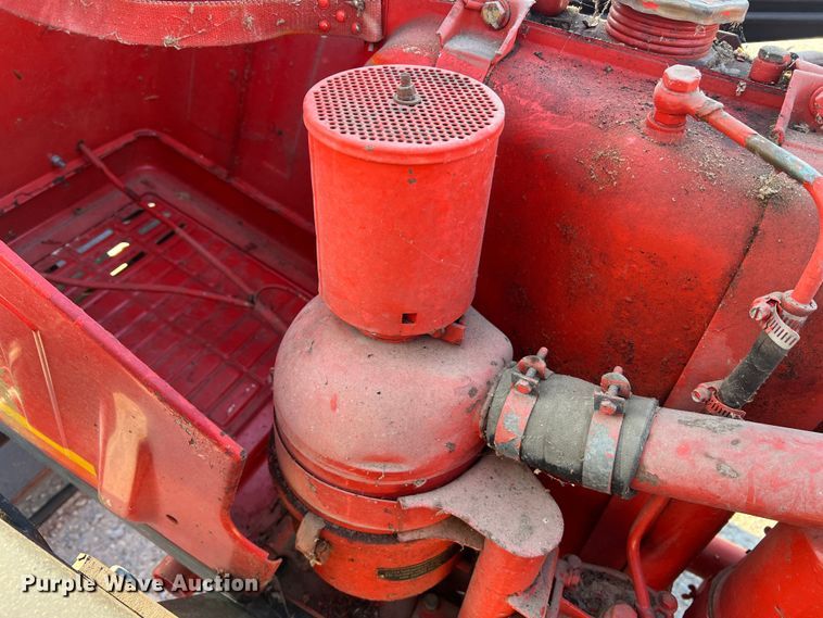 image for item MR9956 Belarus 310  MFWD tractor