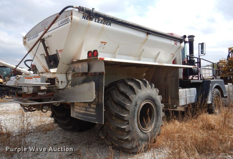 image for item MW9303 Case IH Titan FLX4300  applicator