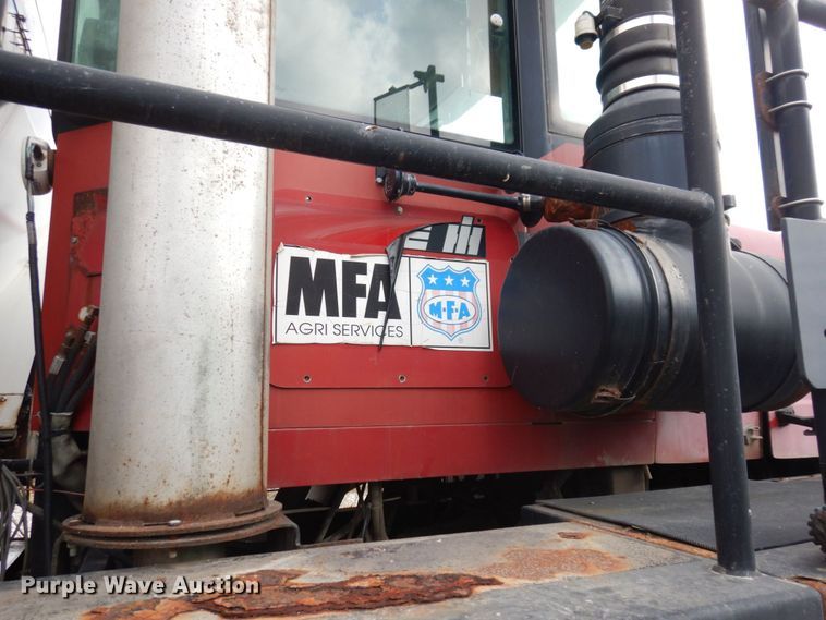 image for item MW9303 Case IH Titan FLX4300  applicator