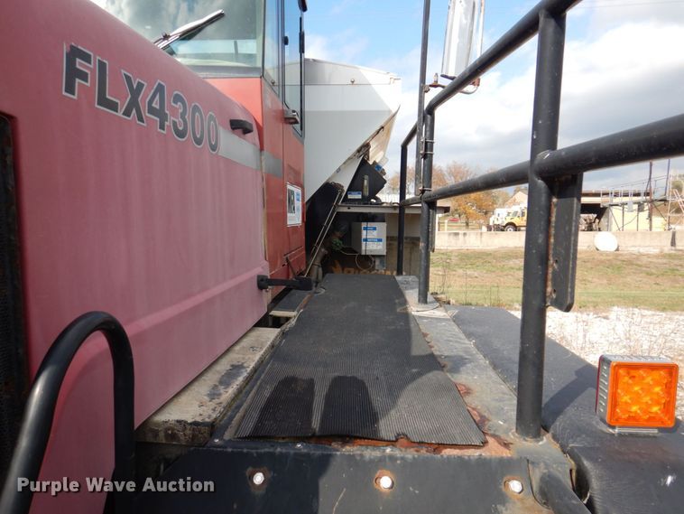 image for item MW9303 Case IH Titan FLX4300  applicator