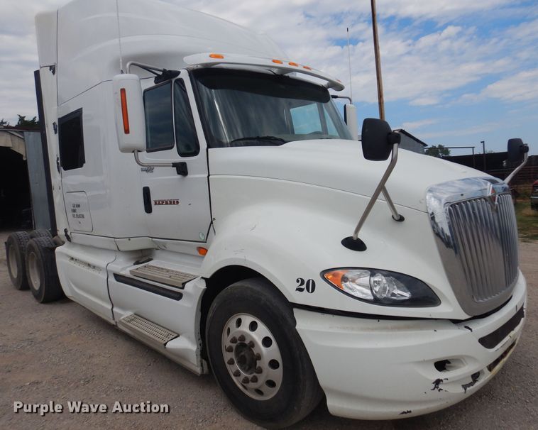 image for item DB7948 2011 International ProStar Premium  semi truck