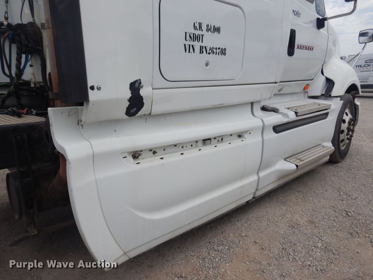 image for item DB7948 2011 International ProStar Premium  semi truck