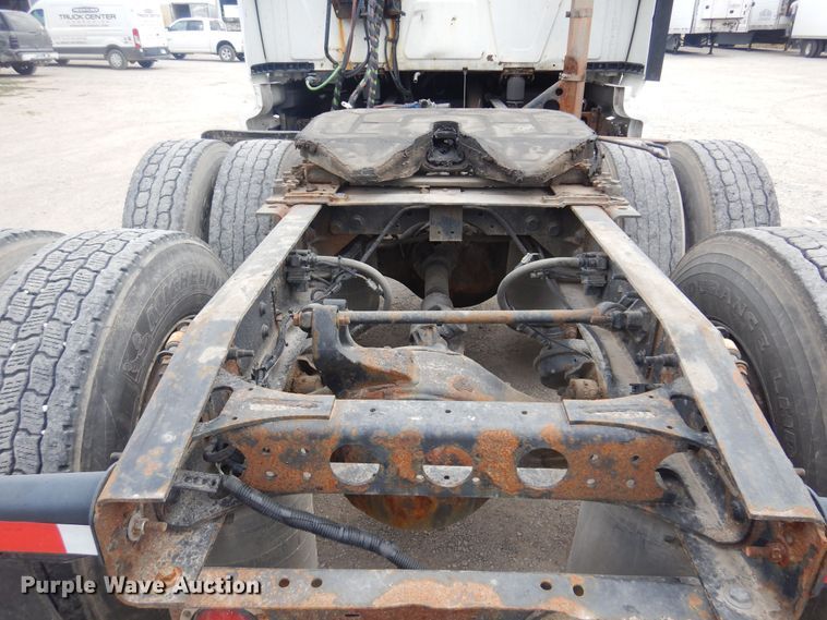 image for item DB7948 2011 International ProStar Premium  semi truck