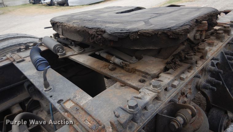 image for item DB7948 2011 International ProStar Premium  semi truck