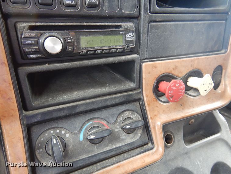 image for item DB7948 2011 International ProStar Premium  semi truck