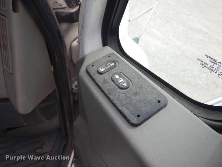 image for item DB7948 2011 International ProStar Premium  semi truck