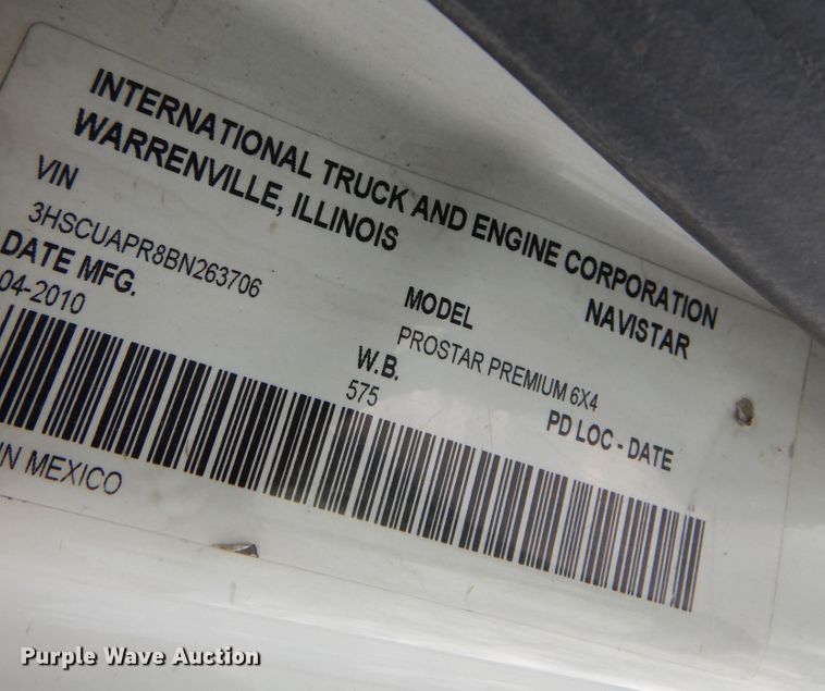 image for item DB7948 2011 International ProStar Premium  semi truck