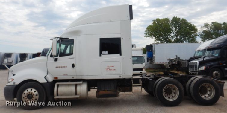 image for item DB7949 2009 International ProStar  semi truck