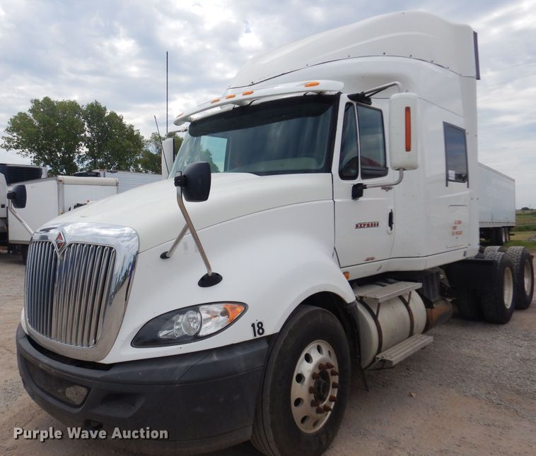 image for item DB7949 2009 International ProStar  semi truck