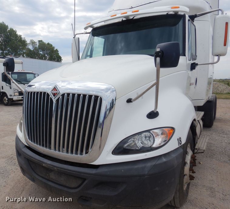image for item DB7949 2009 International ProStar  semi truck