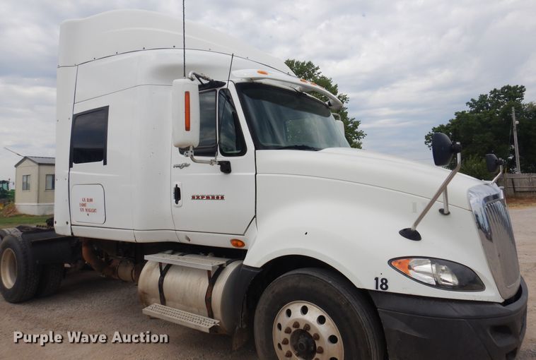 image for item DB7949 2009 International ProStar  semi truck