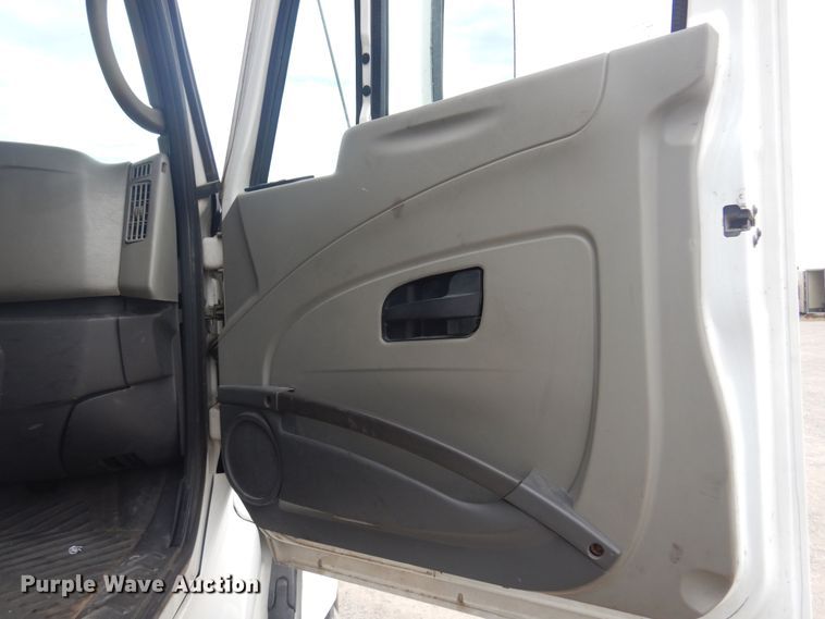 image for item DB7949 2009 International ProStar  semi truck