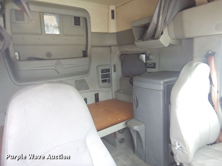 image for item DB7949 2009 International ProStar  semi truck