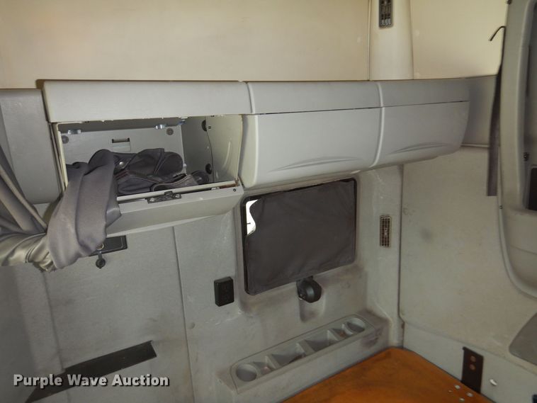 image for item DB7949 2009 International ProStar  semi truck