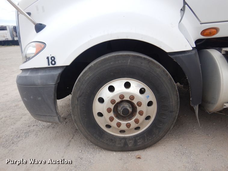 image for item DB7949 2009 International ProStar  semi truck