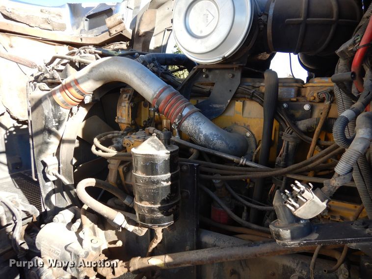 image for item DF8178 1998 Kenworth T600  semi truck