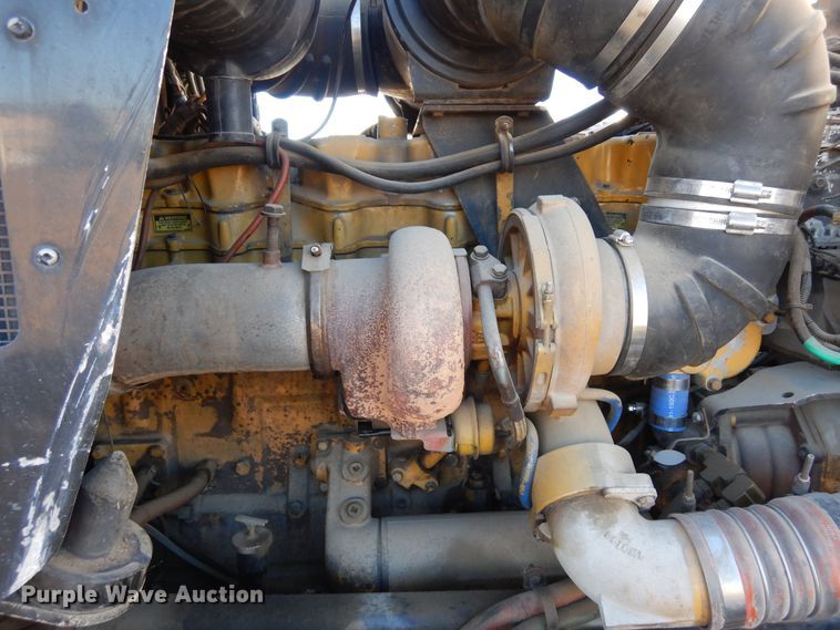 image for item DF8178 1998 Kenworth T600  semi truck