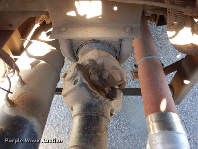 image for item DF8178 1998 Kenworth T600  semi truck