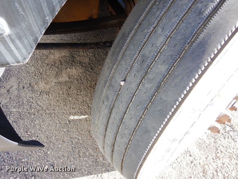 image for item DF8178 1998 Kenworth T600  semi truck