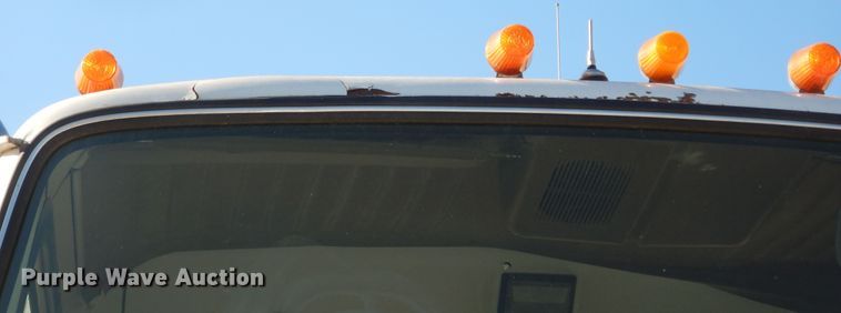 image for item DI6752 1991 Ford LT9000  semi truck