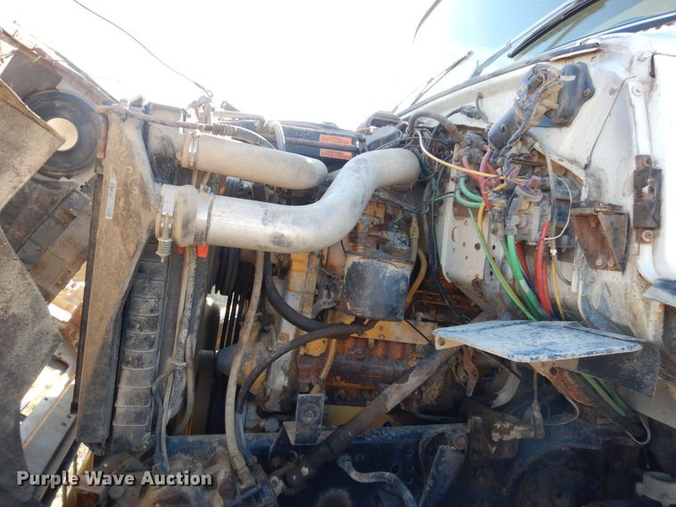 image for item DI6752 1991 Ford LT9000  semi truck