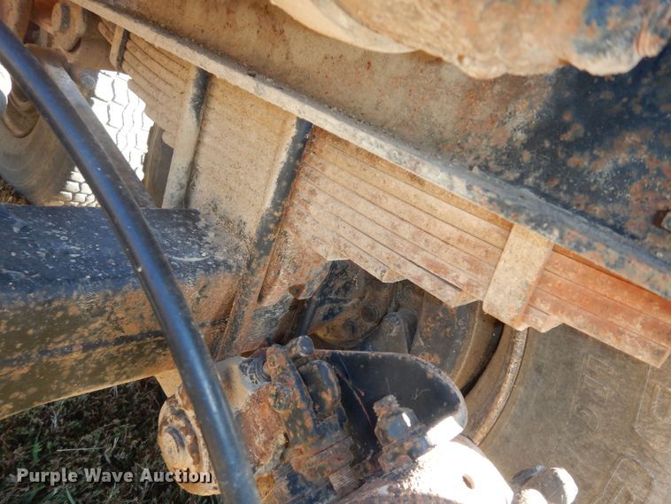 image for item DI6752 1991 Ford LT9000  semi truck