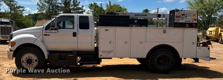 image for item DK6996 2006 Ford F750 Super Duty XL  SuperCab utility / service truck