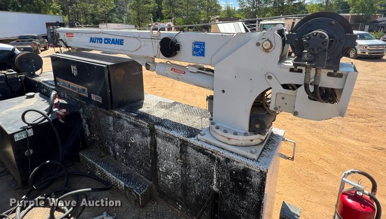 image for item DK6996 2006 Ford F750 Super Duty XL  SuperCab utility / service truck