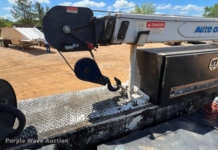 image for item DK6996 2006 Ford F750 Super Duty XL  SuperCab utility / service truck