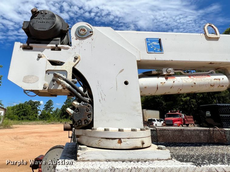 image for item DK6996 2006 Ford F750 Super Duty XL  SuperCab utility / service truck