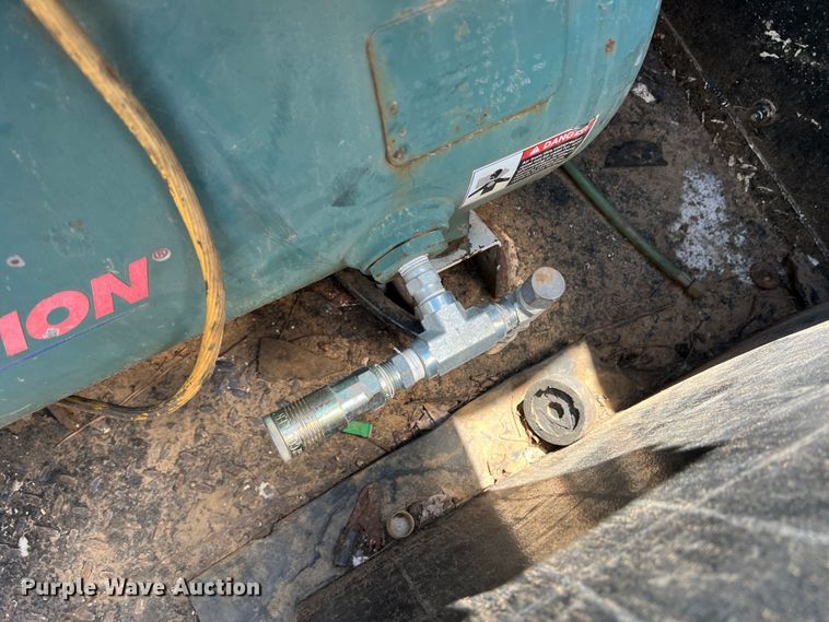 image for item DK6996 2006 Ford F750 Super Duty XL  SuperCab utility / service truck