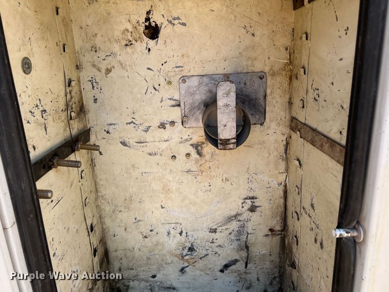 image for item DK6996 2006 Ford F750 Super Duty XL  SuperCab utility / service truck