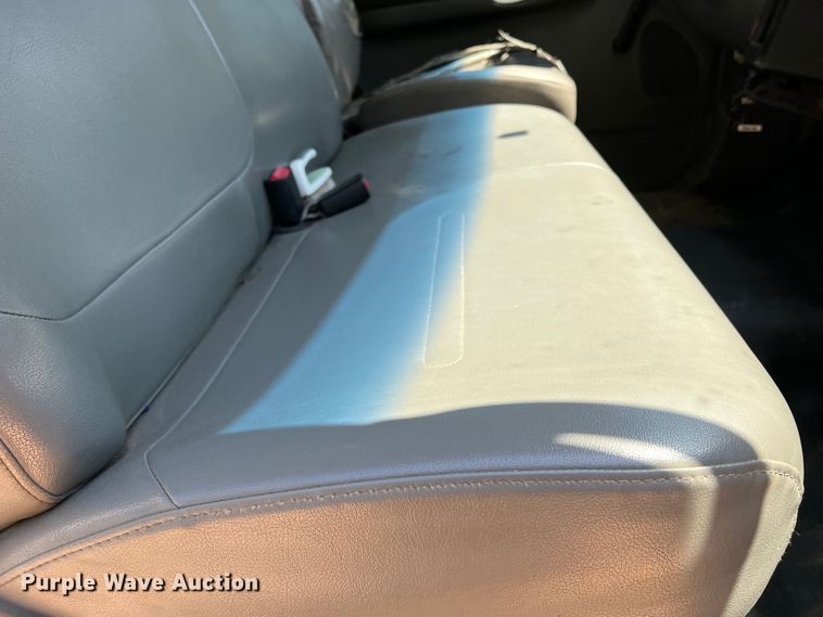 image for item DK6996 2006 Ford F750 Super Duty XL  SuperCab utility / service truck