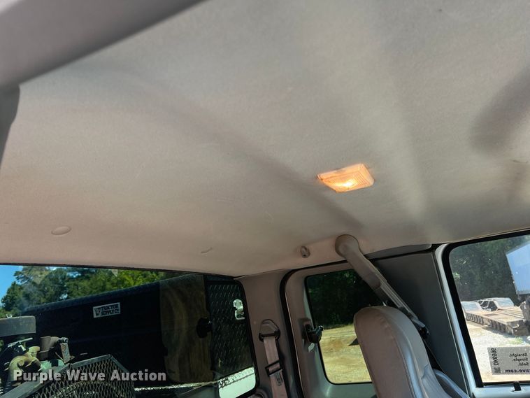 image for item DK6996 2006 Ford F750 Super Duty XL  SuperCab utility / service truck