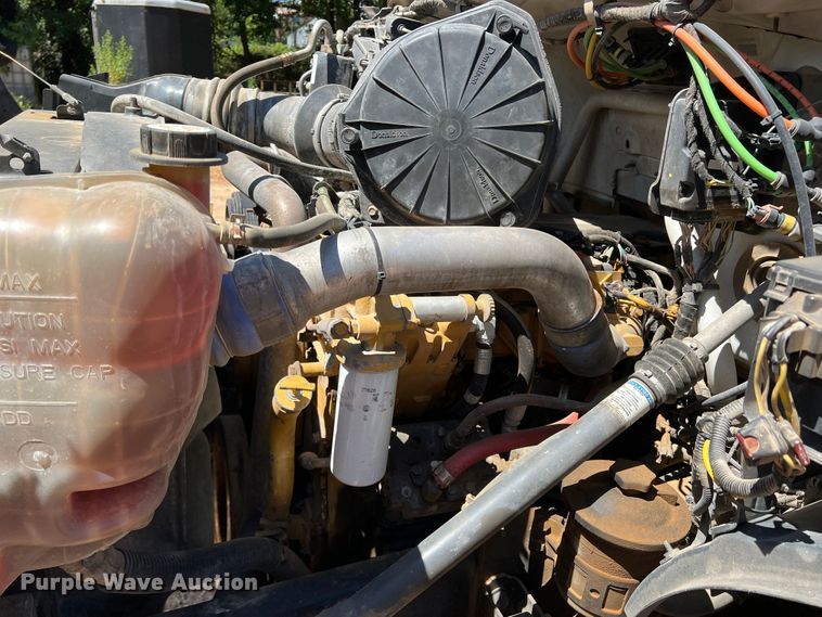 image for item DK6996 2006 Ford F750 Super Duty XL  SuperCab utility / service truck