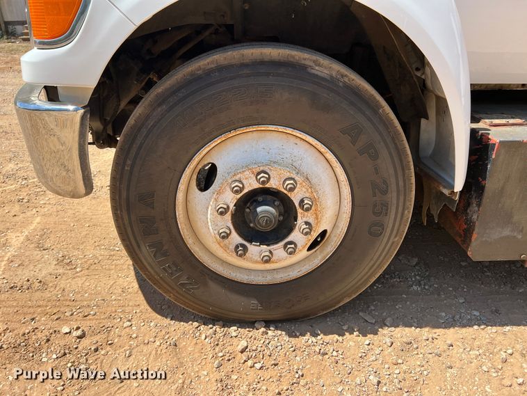 image for item DK6996 2006 Ford F750 Super Duty XL  SuperCab utility / service truck