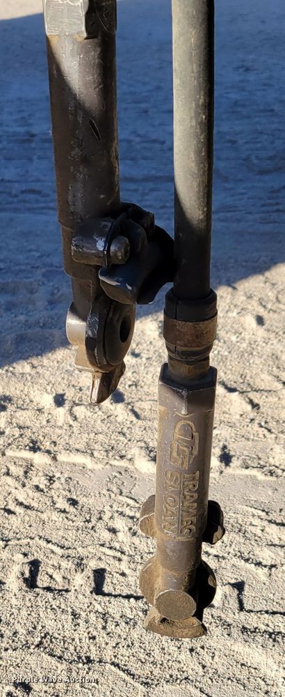 image for item DM8081 1994 White GMC WCA  semi truck