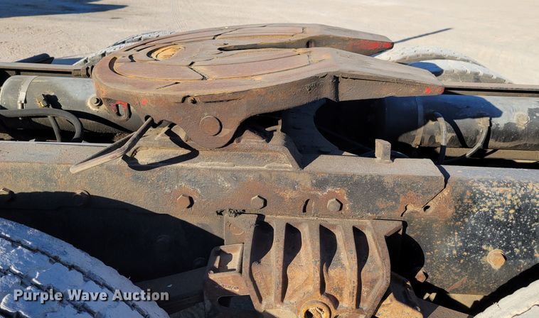 image for item DM8081 1994 White GMC WCA  semi truck