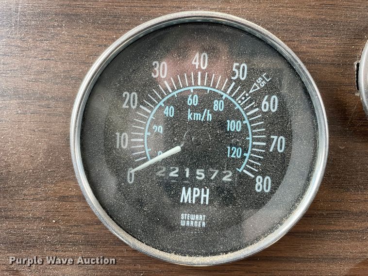 image for item DN5165 1986 Peterbilt 359  semi truck