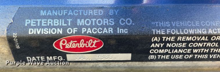 image for item DN5165 1986 Peterbilt 359  semi truck