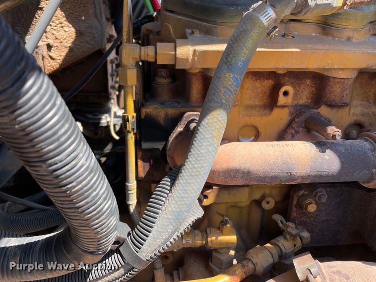 image for item DN5177 2005 Freightliner FLD Classic XL  semi truck