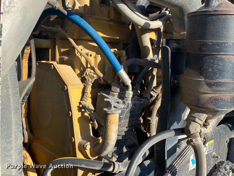 image for item DN7999 2006 Kenworth T800  semi truck