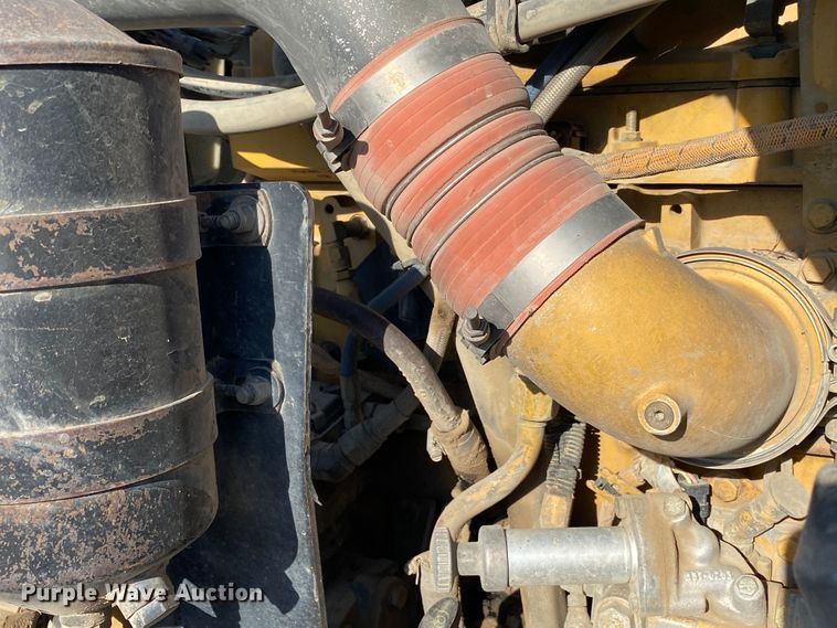 image for item DN7999 2006 Kenworth T800  semi truck